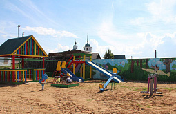 В Бурятии женский монастырь организовал строительство детской площадки