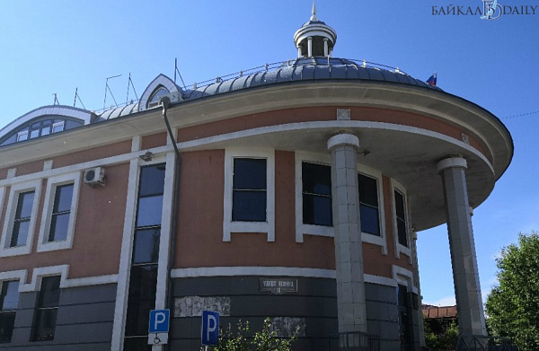 Суд прекратил дело по иску Баиру Жамбалова