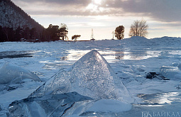 Днём по Бурятии снег 
