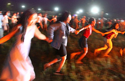 В Улан-Удэ проходит фестиваль «Ночь ёхора»