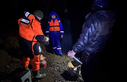 Выпил и бросил друга: В Иркутской области спасли замерзающего рыбака