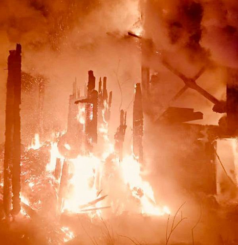 В Бурятии произошёл пожар на производственной базе 