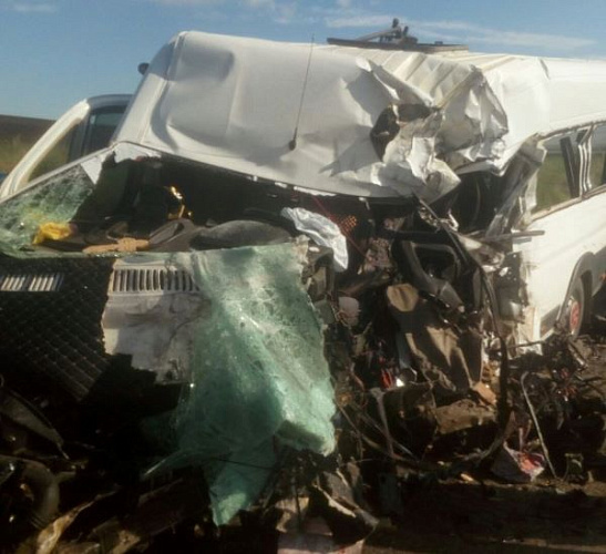 В Бурятии три человека пострадали в ДТП с грузовиком и автобусом 