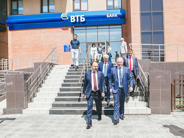 ���� ��� � ����-��� �������� ����� ������� � ����� ����������� ����� �� 