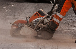 � ������� ������������� ���� �� ������ � �������� 