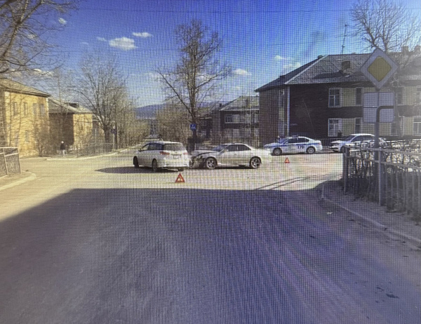 � ����-��� �������� � ������������ ������ �������� � �������