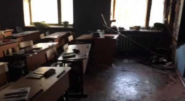 ЧП в улан-удэнской школе: Ученики выбегали из задымлённого класса, на них нападали с топором 