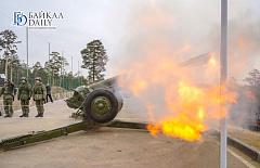 В Улан-Удэ прозвучал полуденный выстрел
