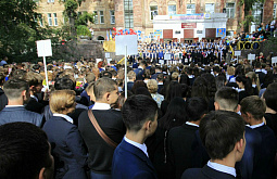 ���������� ������� ��������� �������� �������� �� 100 ����� 