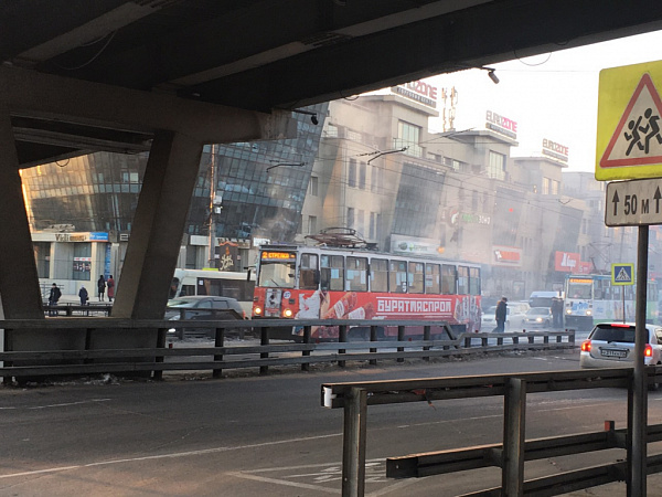 В центре Улан-Удэ горел трамвай