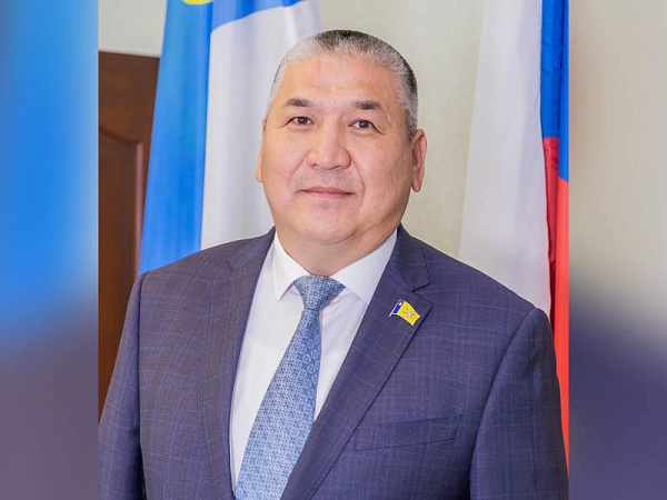 Горсовет поздравил Улан-Удэ с Днём Победы