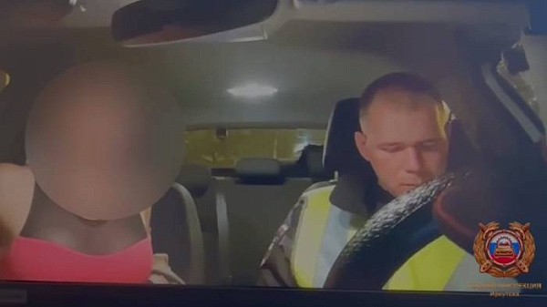 ��������� �������� Toyota Land Cruiser Prado ��-�� ������ ����