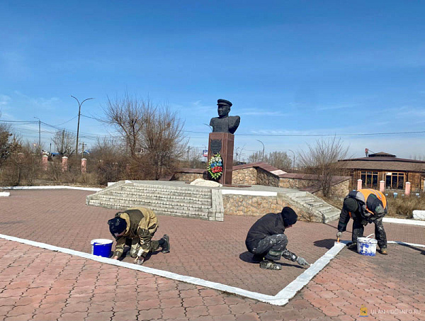 В Улан-Удэ облагораживают памятники военной истории