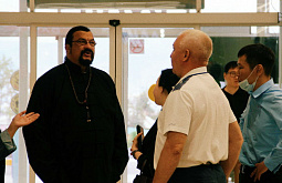 ������ ����� ��������� ���������� � ����-�������� ��� �̸�