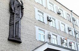 ����� � ����������� ��������� � �������� ������� ��������� ��� �������