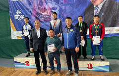 В Бурятии определили победителей первенства республики по вольной борьбе