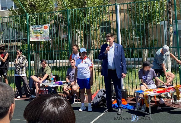 � ����-��� ������ ��������� ������ �� �������� ���������� 3�3