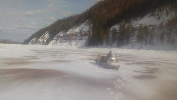 В Иркутской области чернят лёд 