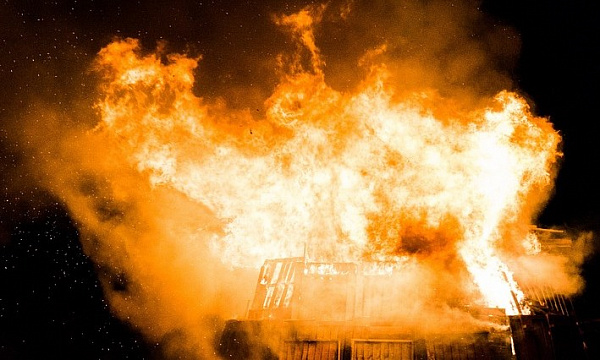 В Иркутской области пироман поджёг дом