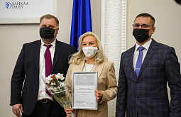 ������� �������� �������� ���� �������� �100 ������ ������� ������