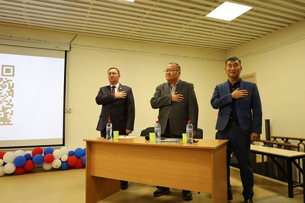 � ������� ����� ����� ������� � �������� ����������� ���������� � ������